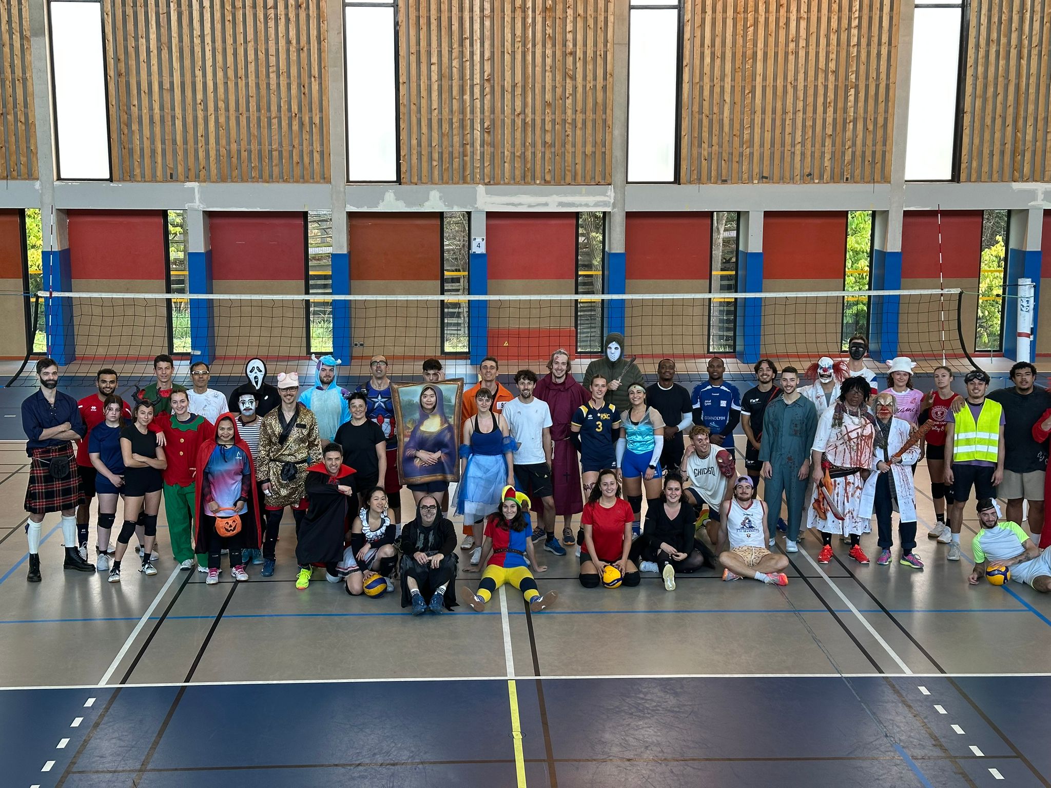 Les adhérents du RAC Volley
